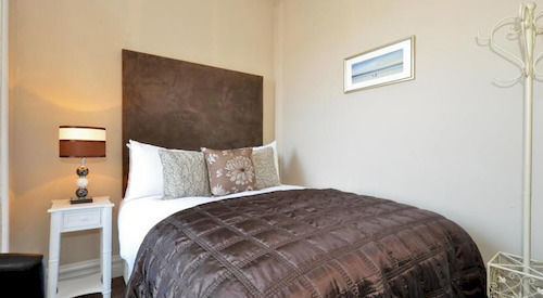 7 Cross Street Hotel Голуей Екстериор снимка